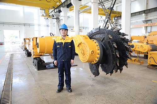 總裝車(chē)間楊有才.jpg